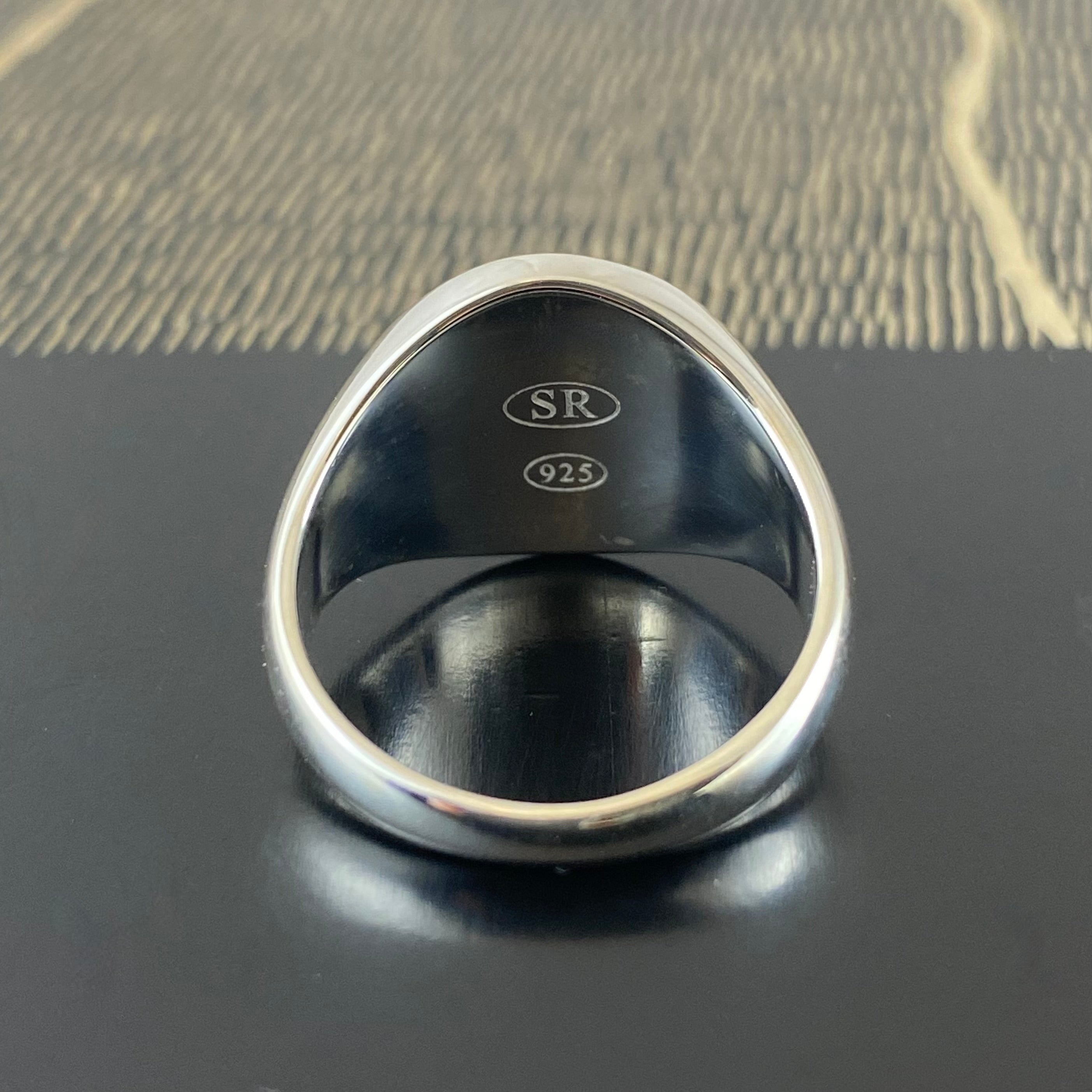 Round 14mm - Sterling Silver Signet Ring