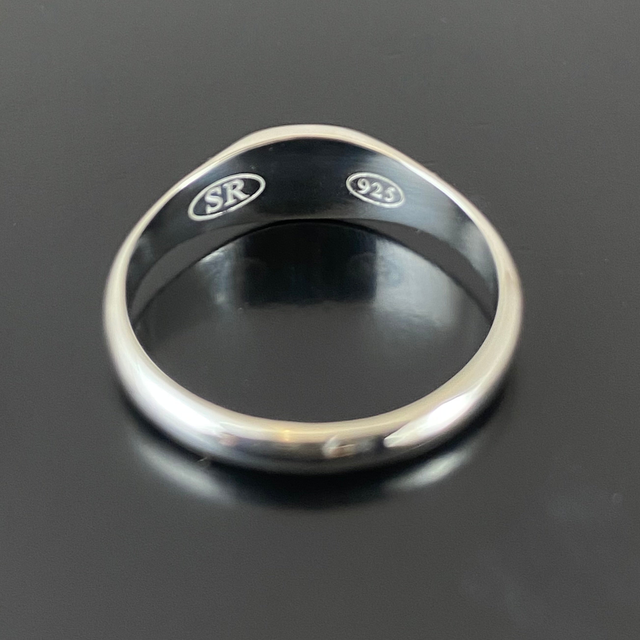 Small Landscape Oval 8mm x 5.5mm - Sterling Silver Signet Ring