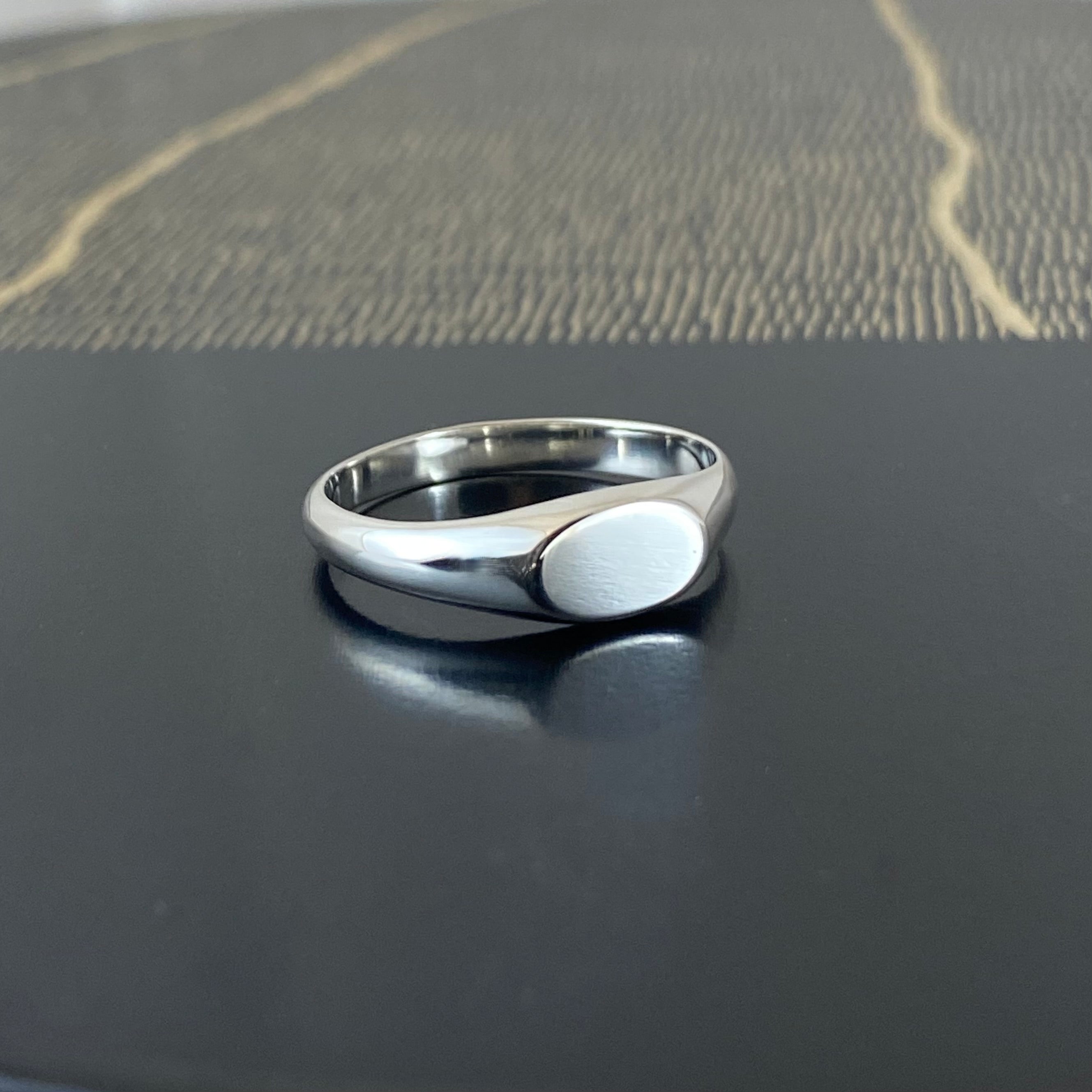 Small Landscape Oval 8mm x 5.5mm - Sterling Silver Signet Ring