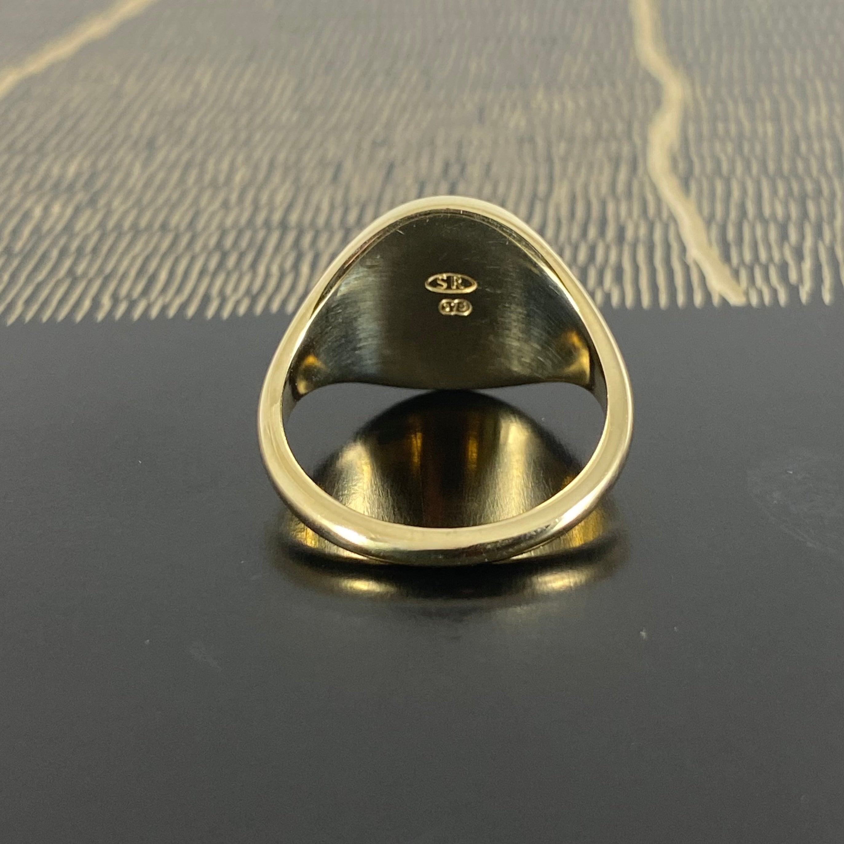 Classic Oval 14mm x 12mm - 9 Carat Yellow Gold Signet Ring