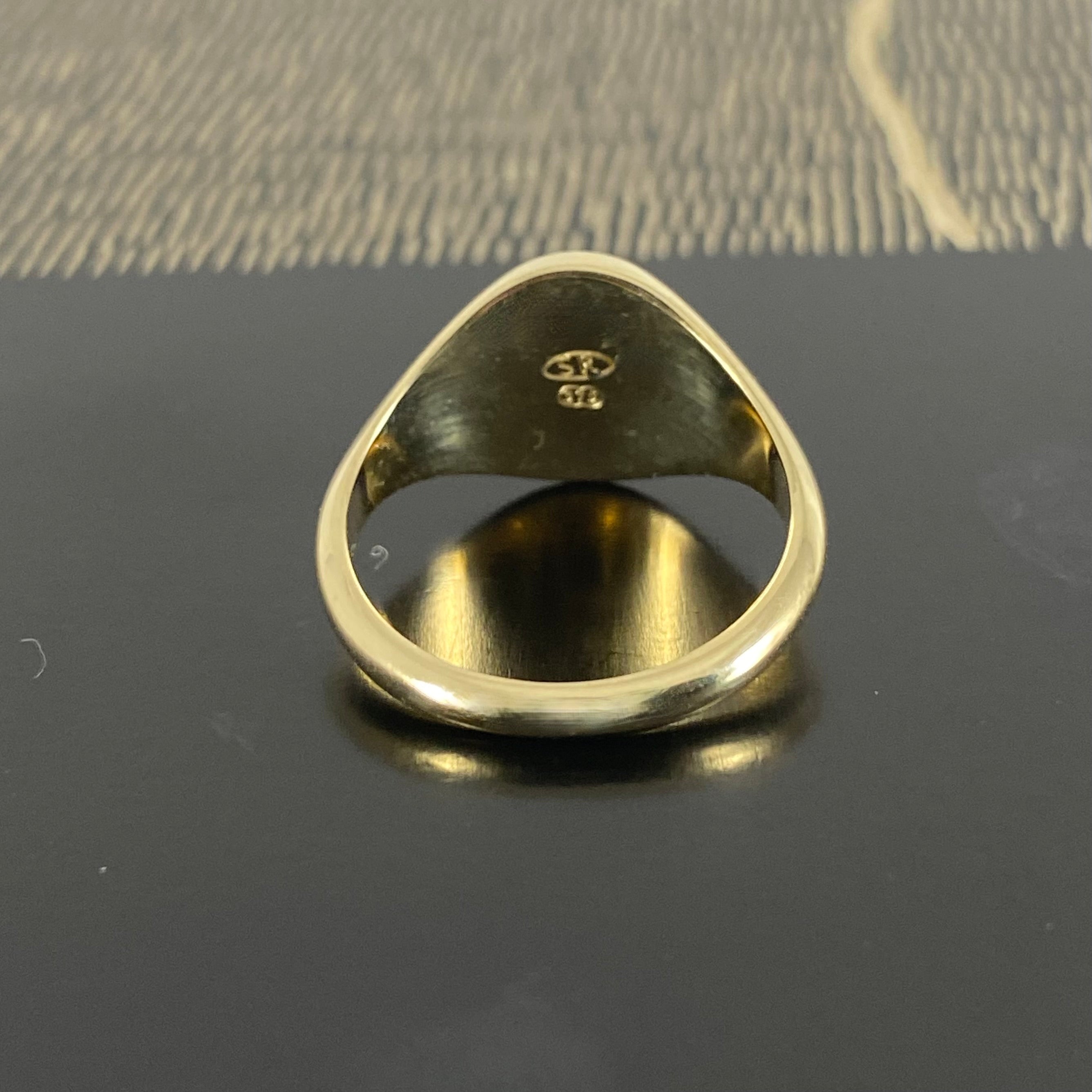 Classic Oval 13mm x 11mm - 9 Carat Yellow Gold Signet Ring