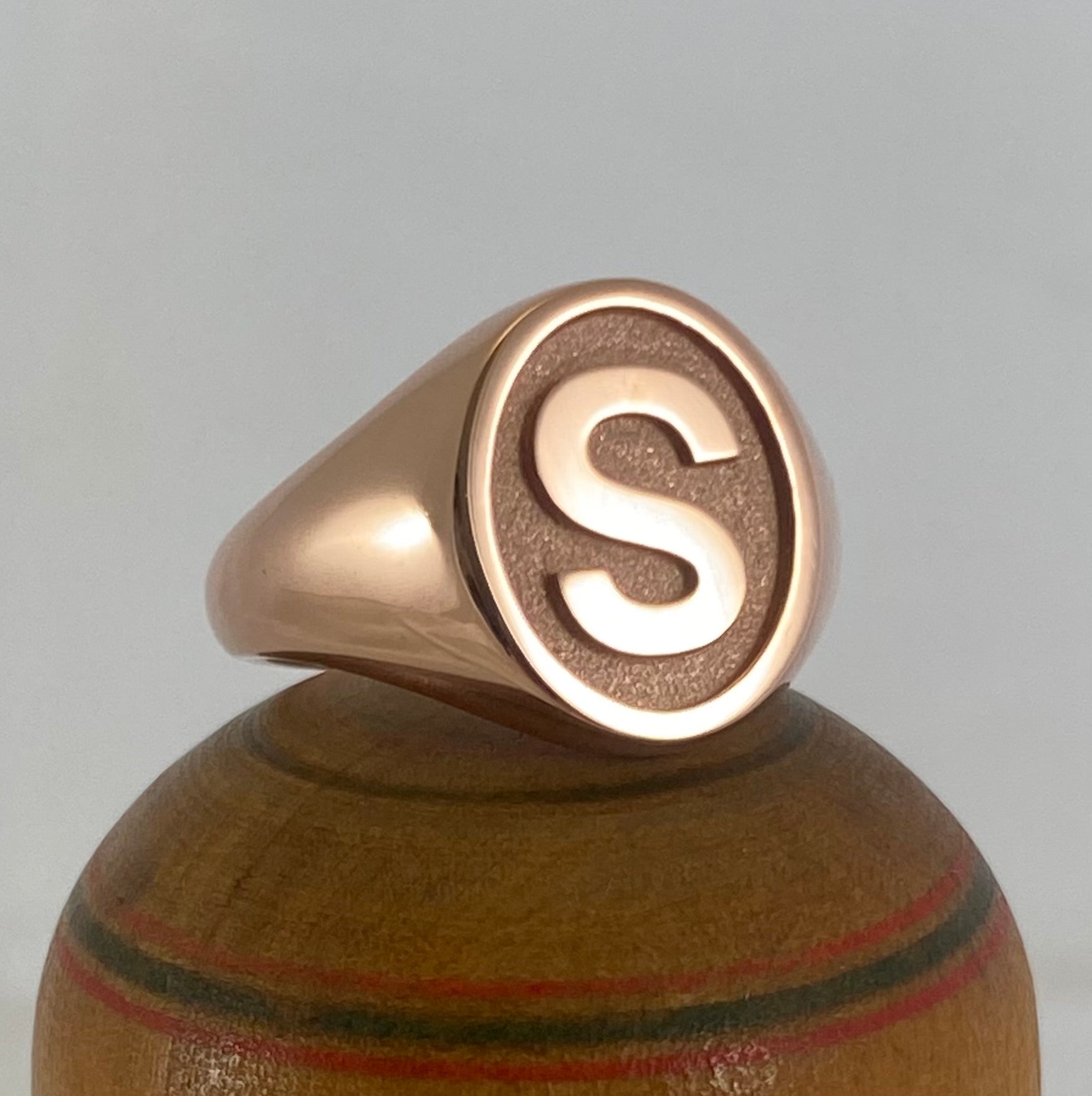 B - Alphabet Signet Ring A - Z -  9 Carat Rose Gold Signet Ring