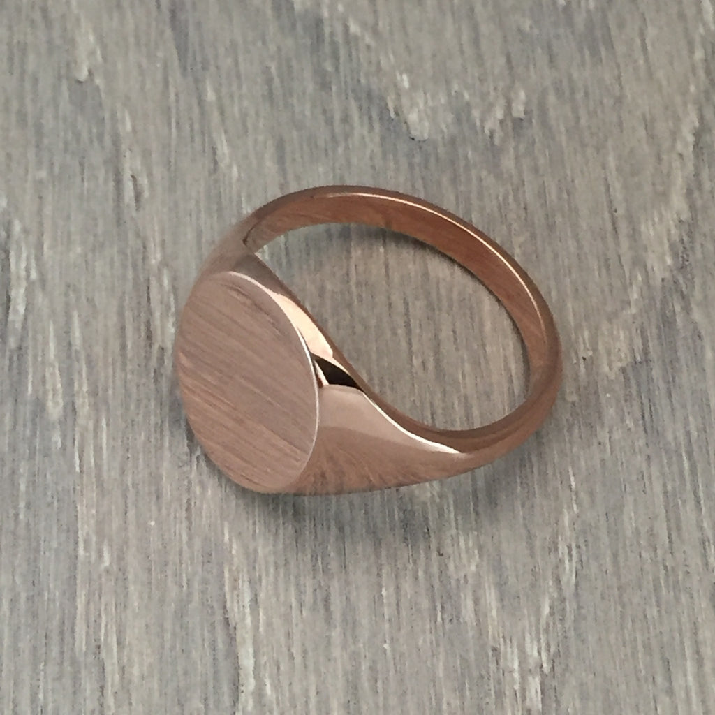9 carat rose gold 13mm round signet ring