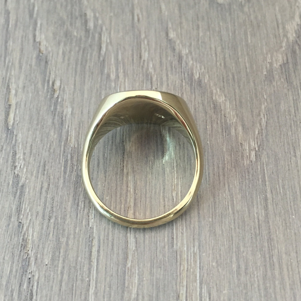 landscape oval signet ring 9 carat yellow gold 15mm x 12mm